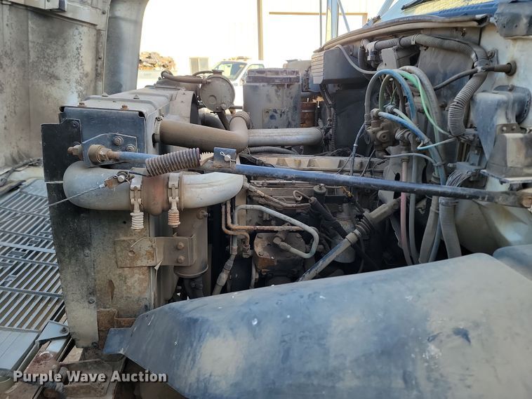 image for item KT9951 1990 GMC C7H064  dump truck