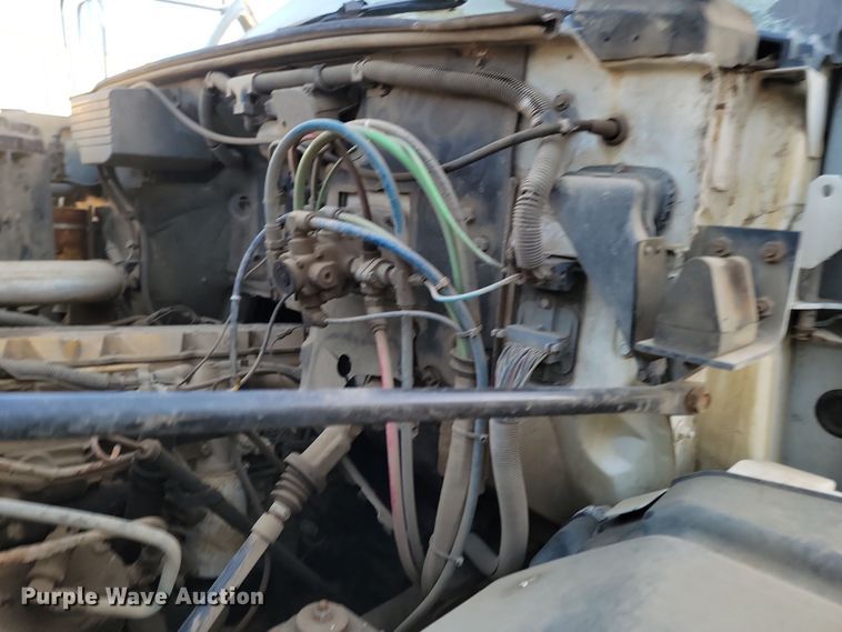 image for item KT9951 1990 GMC C7H064  dump truck