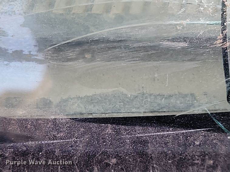 image for item KT9951 1990 GMC C7H064  dump truck