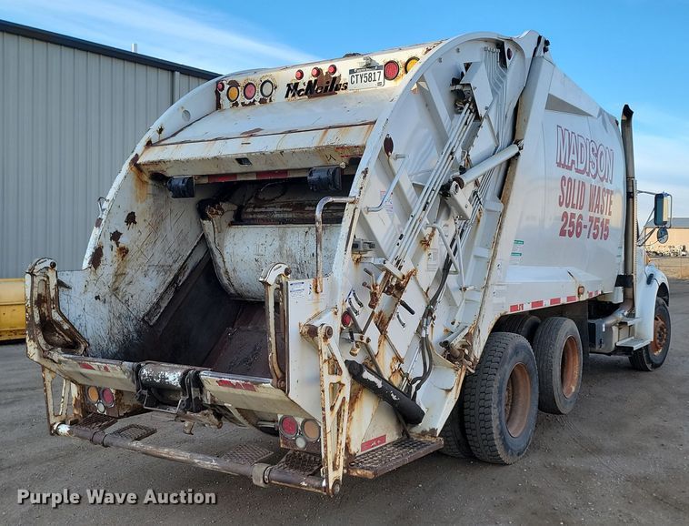 image for item KT9952 2005 Sterling Acterra  refuse truck