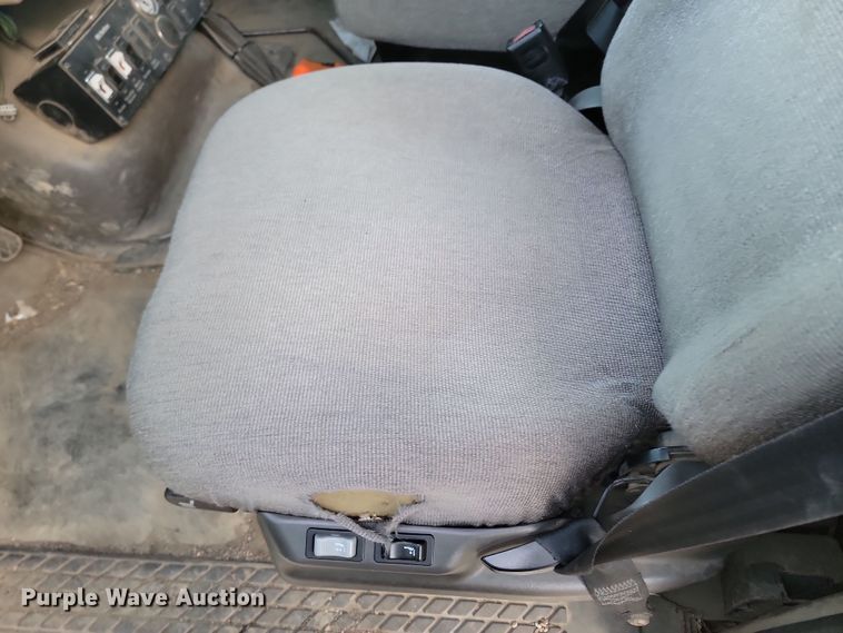 image for item KT9952 2005 Sterling Acterra  refuse truck