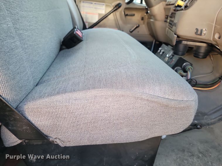 image for item KT9952 2005 Sterling Acterra  refuse truck