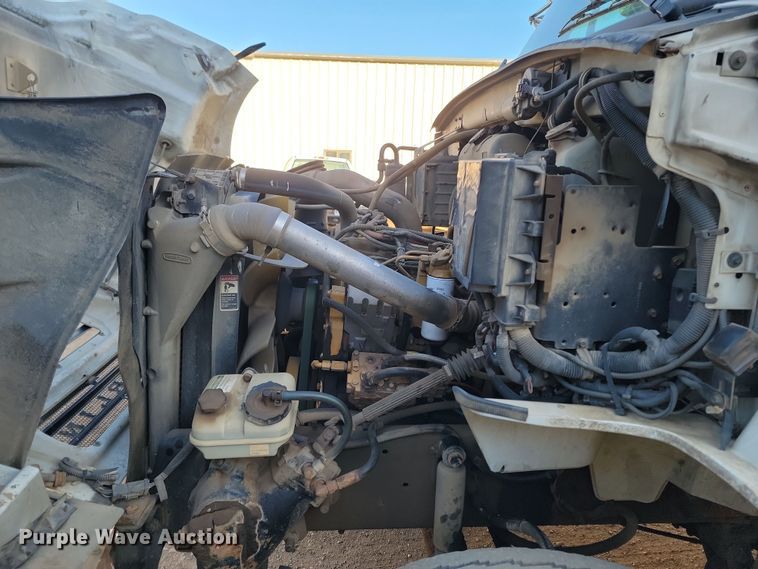 image for item KT9952 2005 Sterling Acterra  refuse truck