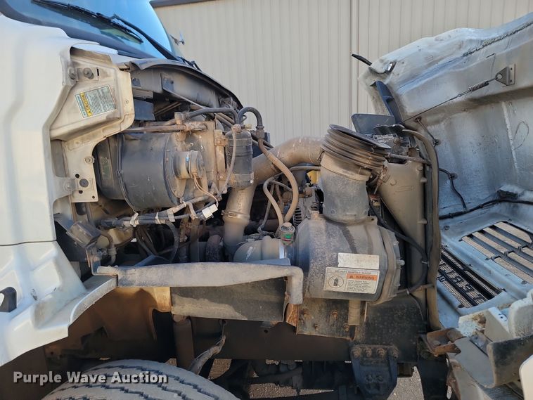 image for item KT9952 2005 Sterling Acterra  refuse truck