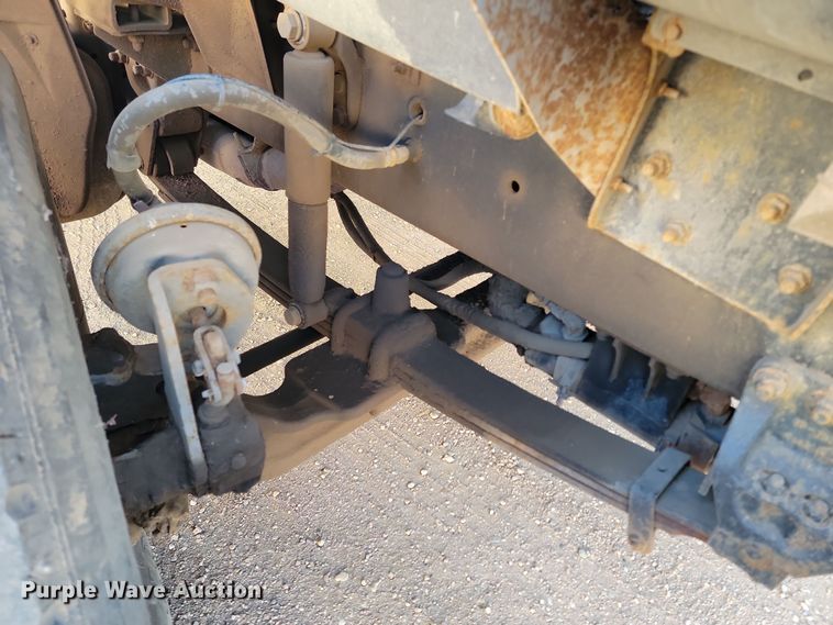 image for item KT9952 2005 Sterling Acterra  refuse truck