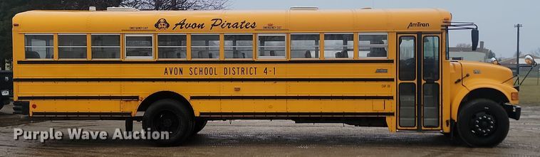 image for item KU9095 1999 International  school bus