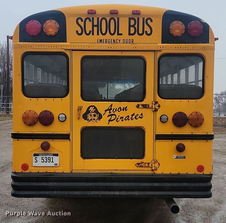 image for item KU9095 1999 International  school bus