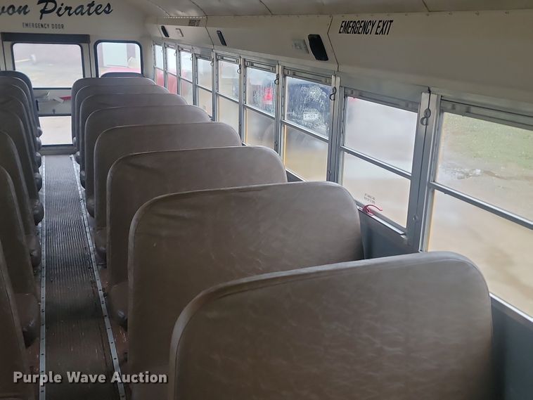 image for item KU9095 1999 International  school bus