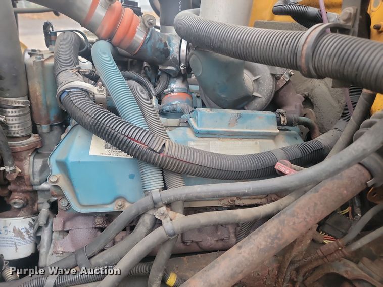 image for item KU9095 1999 International  school bus