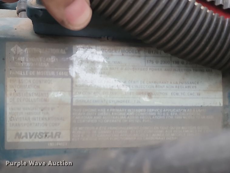 image for item KU9095 1999 International  school bus