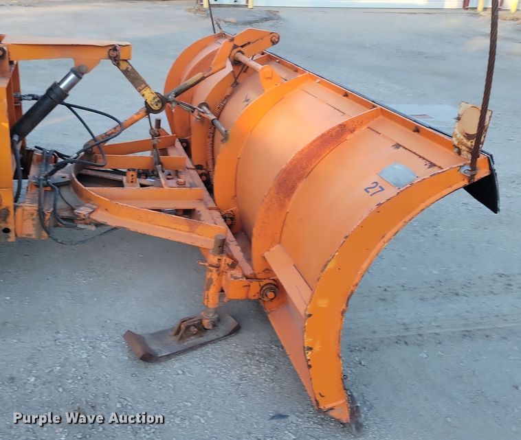 image for item LC9473 1996 International 4700  dump truck