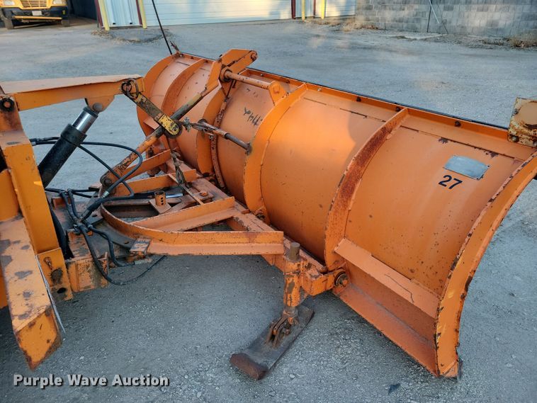 image for item LC9473 1996 International 4700  dump truck