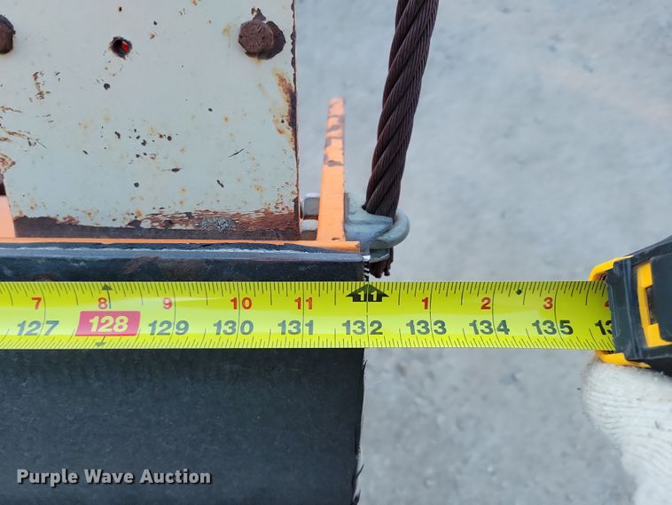 image for item LC9473 1996 International 4700  dump truck