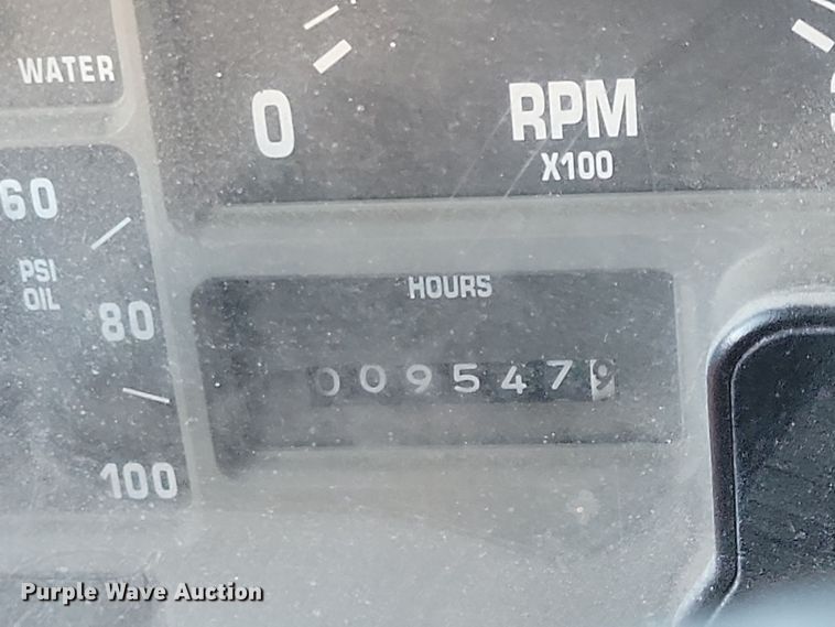 image for item LC9473 1996 International 4700  dump truck