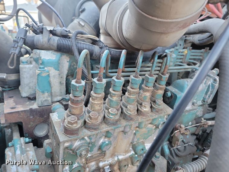 image for item LC9473 1996 International 4700  dump truck