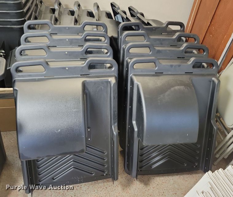 image for item LC9486 (17) ballot carts