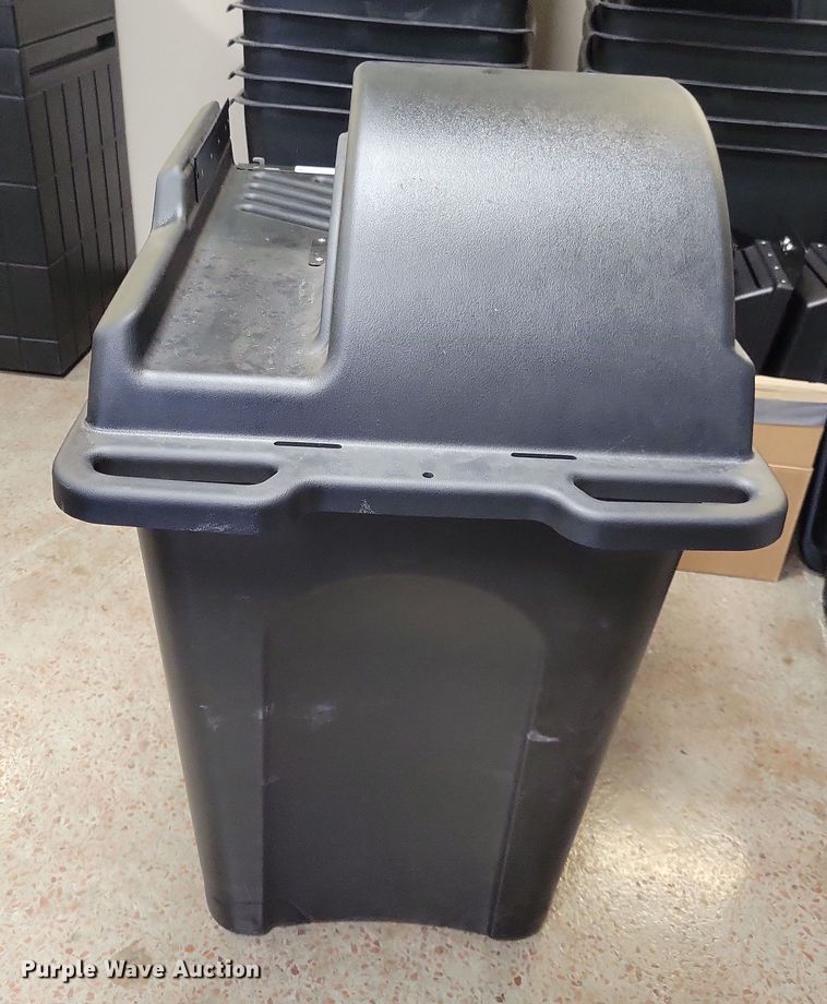 image for item LC9486 (17) ballot carts