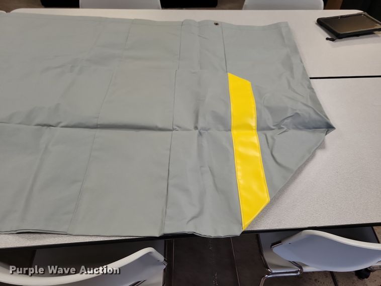 image for item LC9487 (17) ballot cart tarps