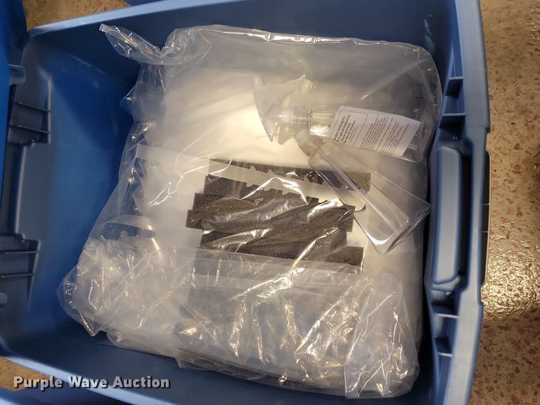 image for item LC9490 Medical supplies