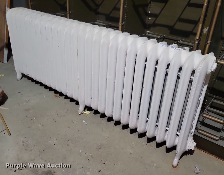 image for item LC9494 Radiator furnace