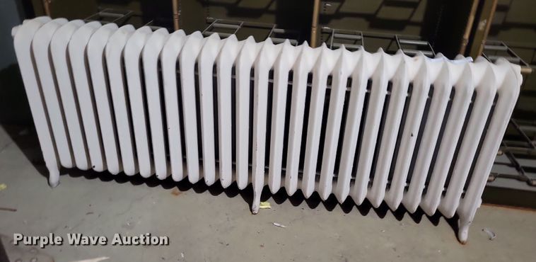 image for item LC9494 Radiator furnace