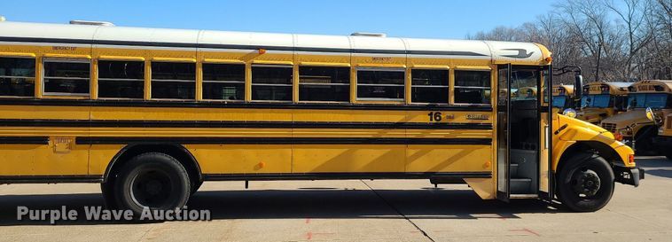 image for item LJ9456 2005 Blue Bird Vision  school bus