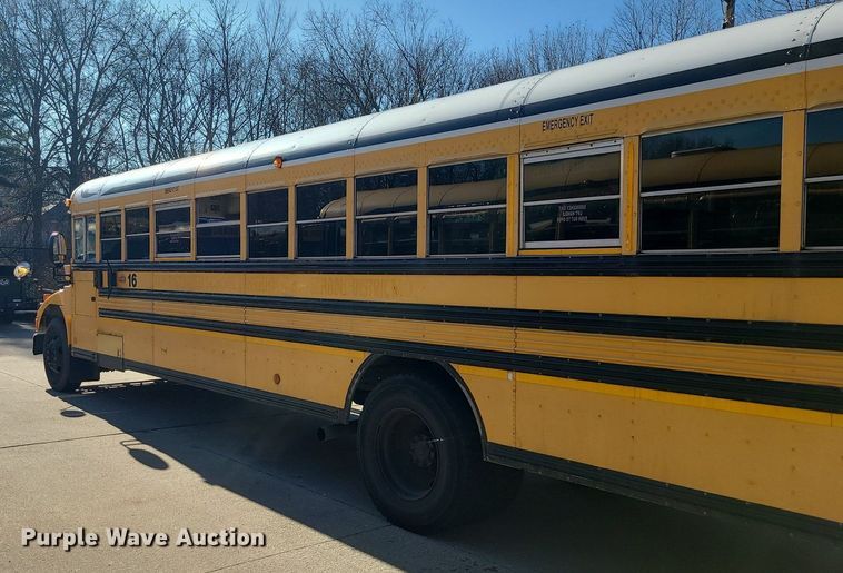 image for item LJ9456 2005 Blue Bird Vision  school bus