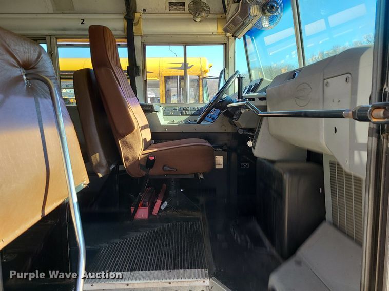 image for item LJ9456 2005 Blue Bird Vision  school bus