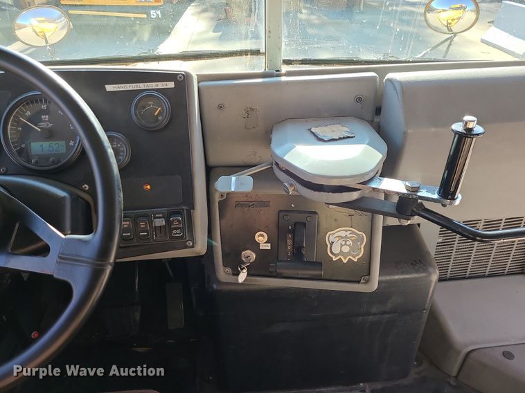 image for item LJ9456 2005 Blue Bird Vision  school bus