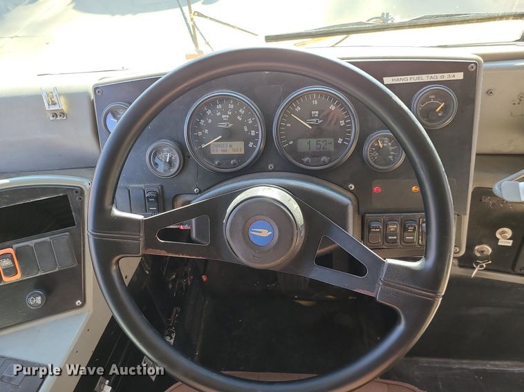 image for item LJ9456 2005 Blue Bird Vision  school bus