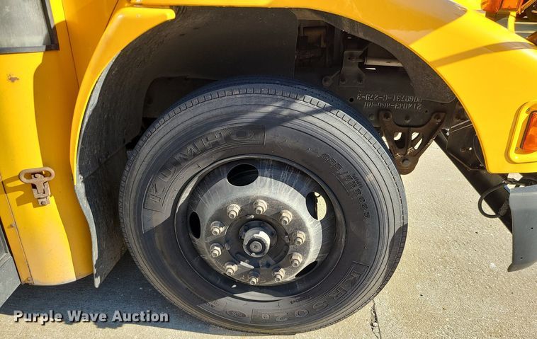 image for item LJ9456 2005 Blue Bird Vision  school bus