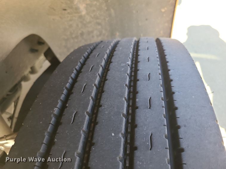 image for item LJ9456 2005 Blue Bird Vision  school bus