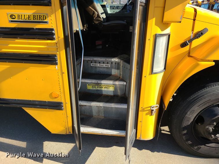 image for item LJ9457 2005 Blue Bird Vision  school bus