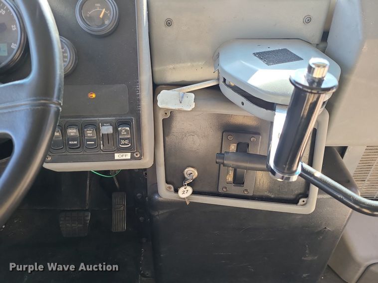 image for item LJ9457 2005 Blue Bird Vision  school bus