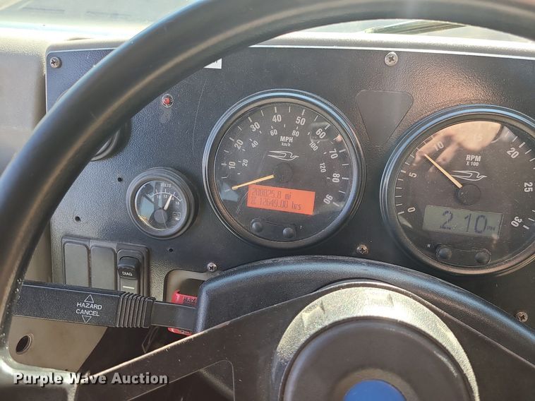 image for item LJ9457 2005 Blue Bird Vision  school bus