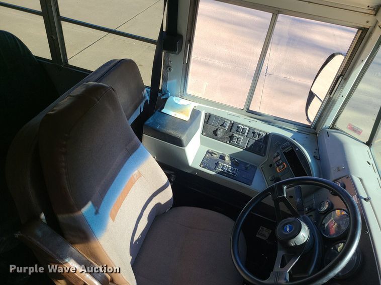 image for item LJ9457 2005 Blue Bird Vision  school bus