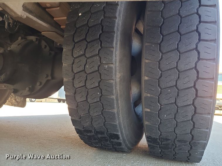 image for item LJ9457 2005 Blue Bird Vision  school bus