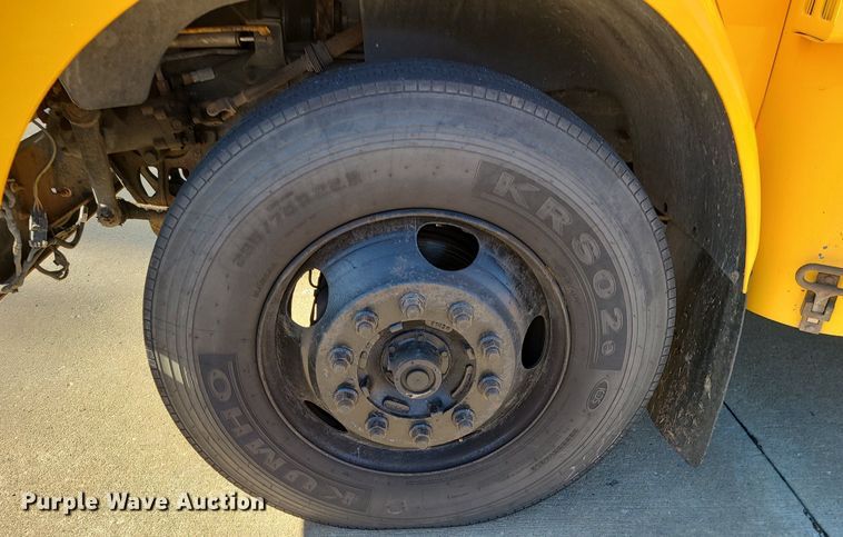 image for item LJ9457 2005 Blue Bird Vision  school bus