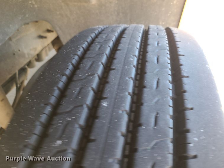 image for item LJ9457 2005 Blue Bird Vision  school bus