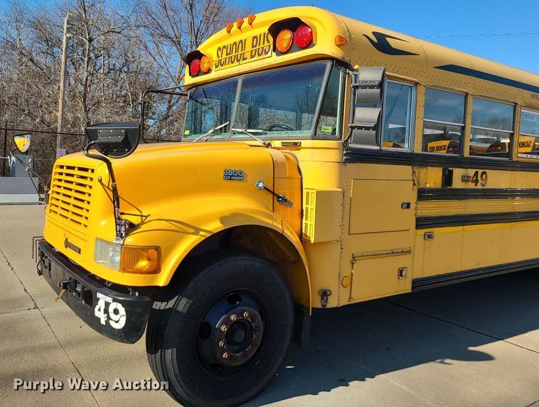 image for item LJ9458 2004 Blue Bird  school bus