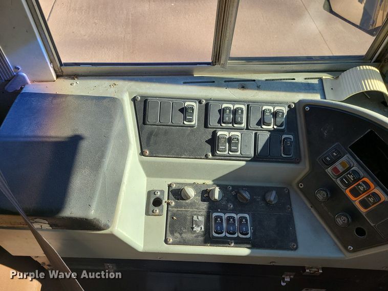 image for item LJ9458 2004 Blue Bird  school bus