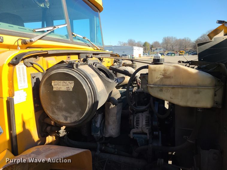 image for item LJ9458 2004 Blue Bird  school bus