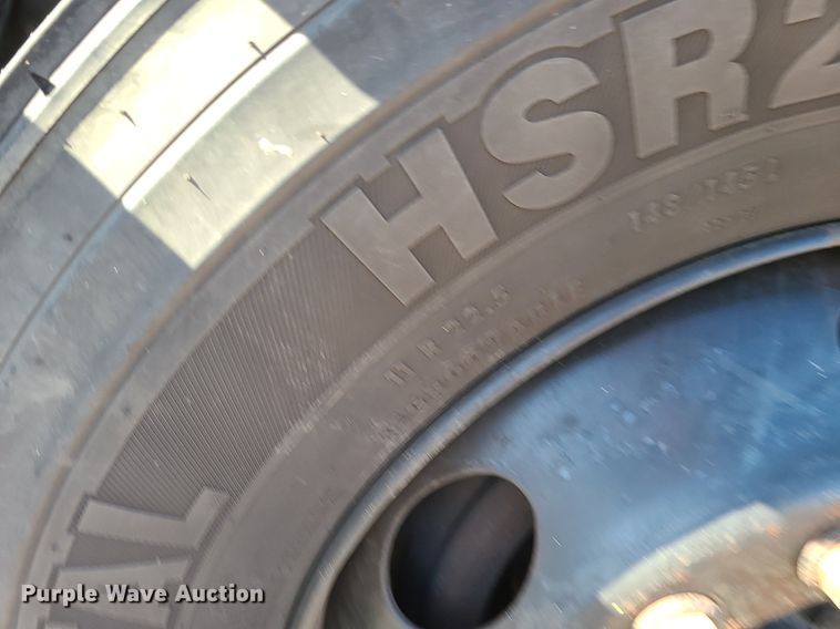 image for item LJ9458 2004 Blue Bird  school bus