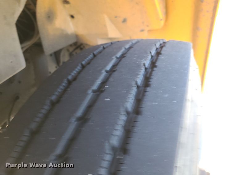 image for item LJ9458 2004 Blue Bird  school bus