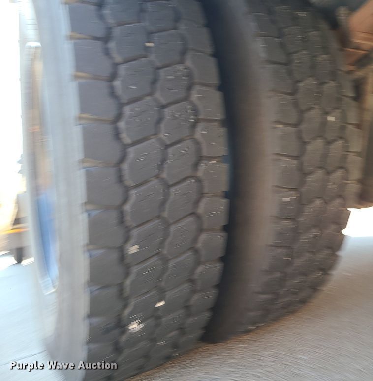 image for item LJ9458 2004 Blue Bird  school bus