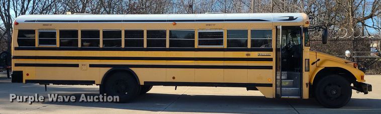 image for item LJ9459 2006 Blue Bird Vision  school bus