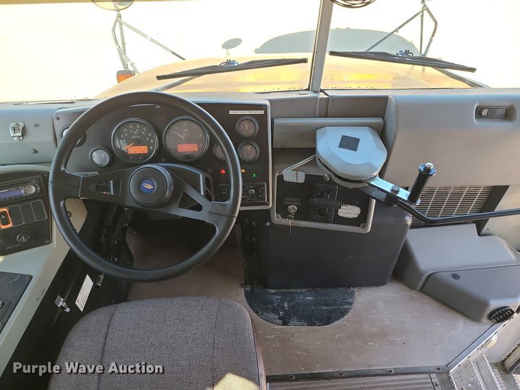 image for item LJ9459 2006 Blue Bird Vision  school bus