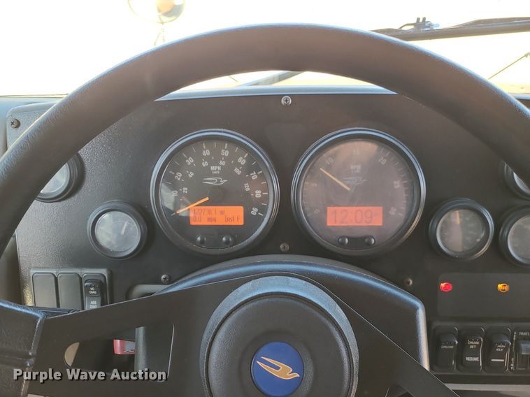 image for item LJ9459 2006 Blue Bird Vision  school bus