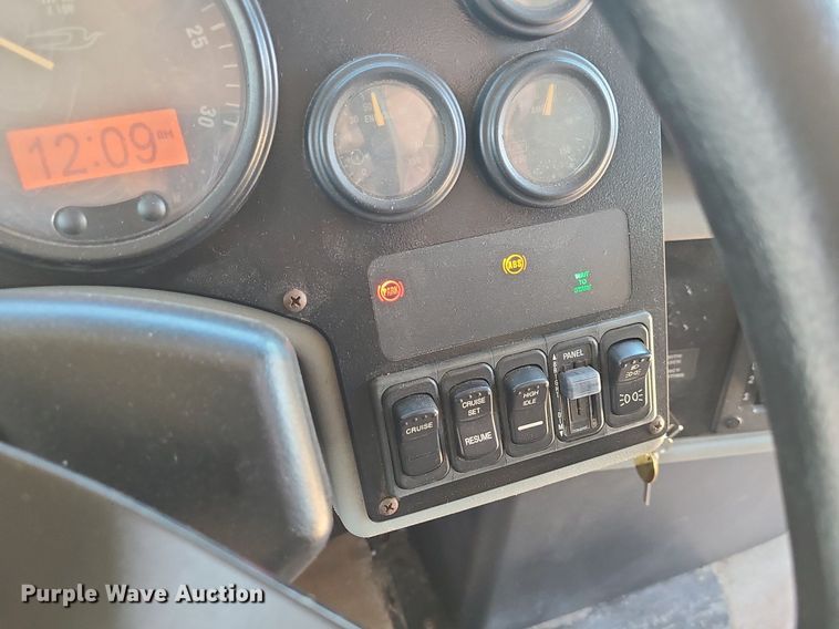 image for item LJ9459 2006 Blue Bird Vision  school bus