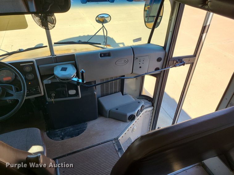 image for item LJ9459 2006 Blue Bird Vision  school bus